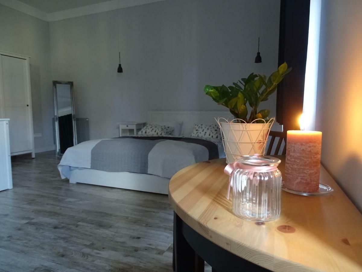 Ovaros Apartman Veszprém Exterior foto